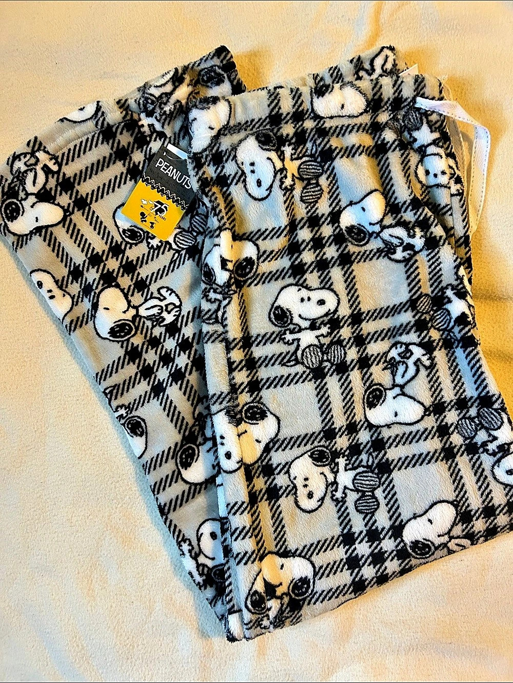 Peanuts Plaid Pajama Bottoms Size Large NWT